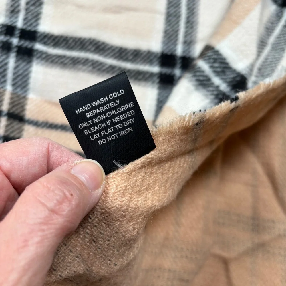 Steve Madden Reversible Plaid Blanket Scarf Shawl Wrap‎ Neutral One Size Acrylic